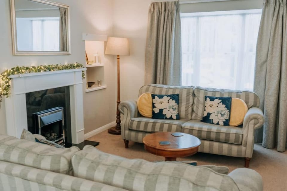 Charming St Davids Cottage with Cathedral Views House in Saint Davids