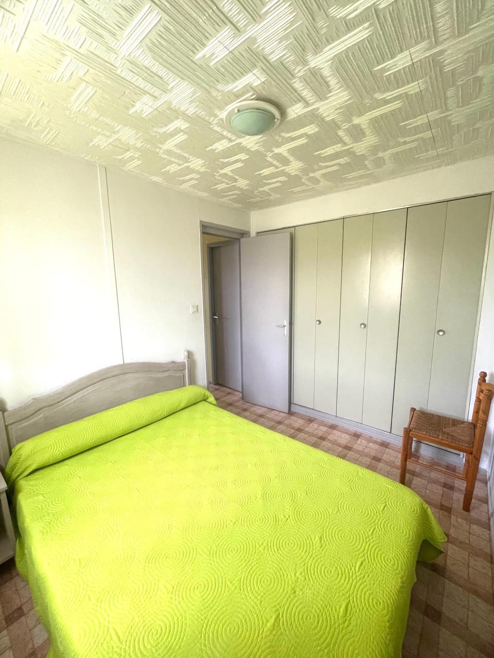 Chalet climatisé 5 personnes Gruissan plage Apartment in Gruissan
