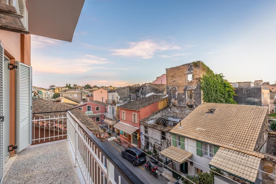 Neighbourhood, View (from property/room), Balcony/Terrace, City view