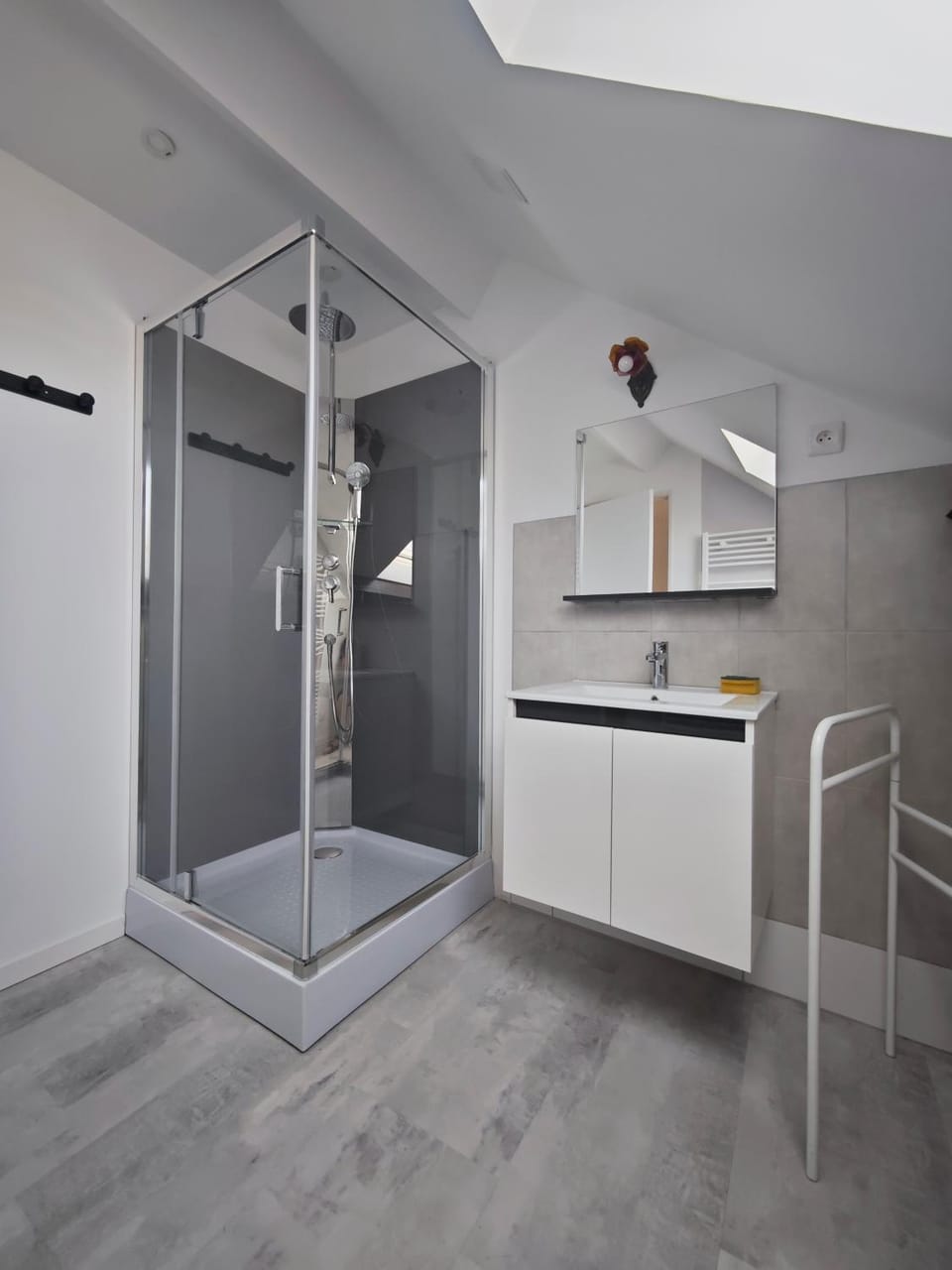 Shower, Bathroom