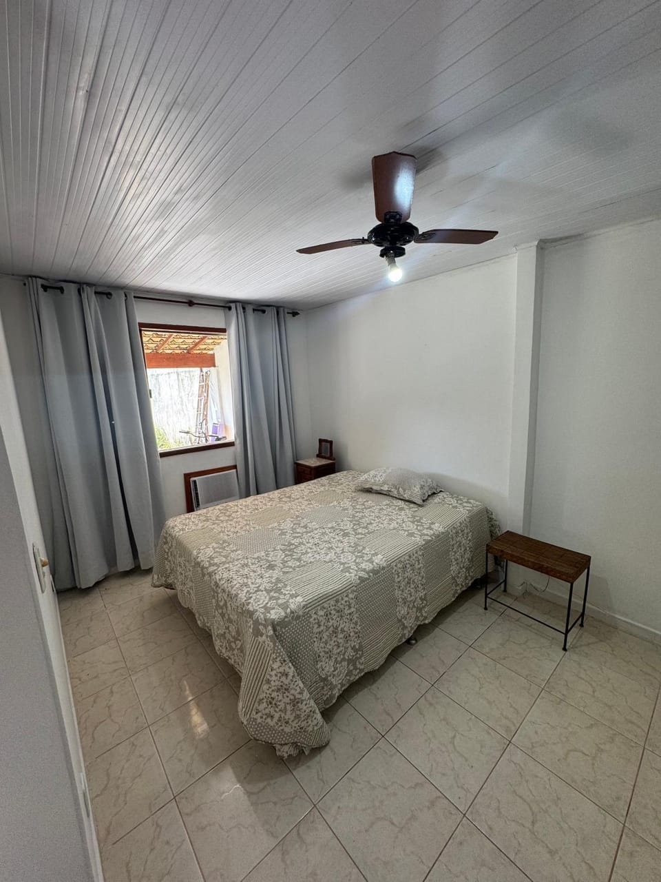 CASA NA LAGOA DO IRIRY - SUÍTES com café da manhã Bed and Breakfast in State of Rio de Janeiro