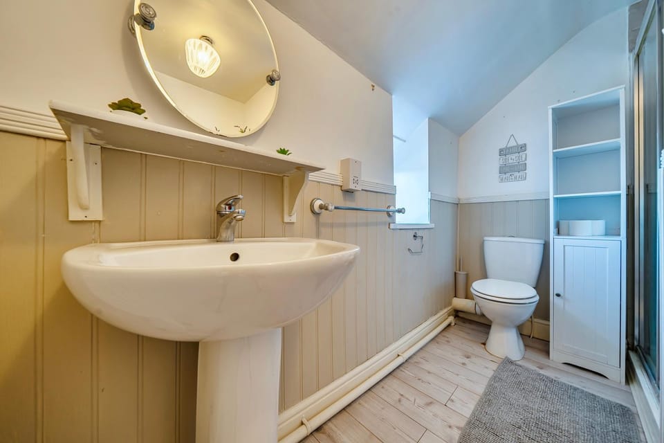 Sea view cottage near snowdon & coastal trails House in Wales