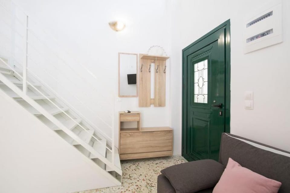 Kosta's House Apartment in Corfu