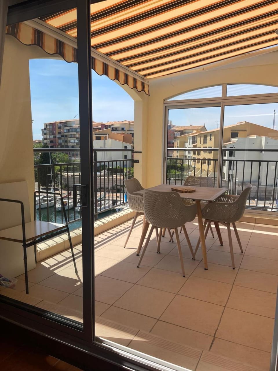 Patio, Day