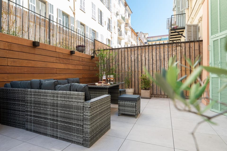 Patio, Balcony/Terrace