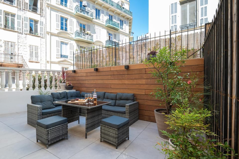 Patio, Balcony/Terrace