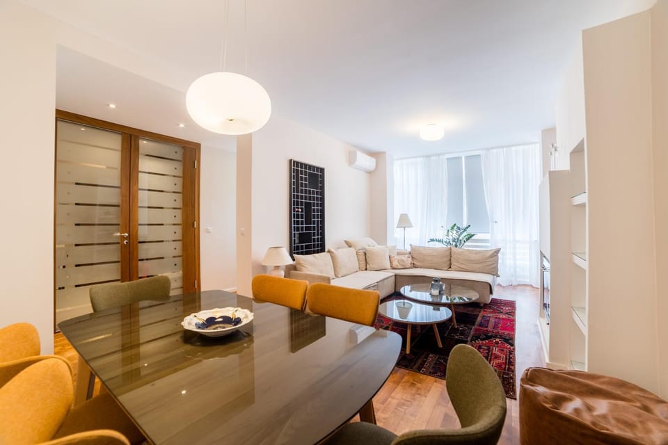 Living room, Photo of the whole room, Dining area