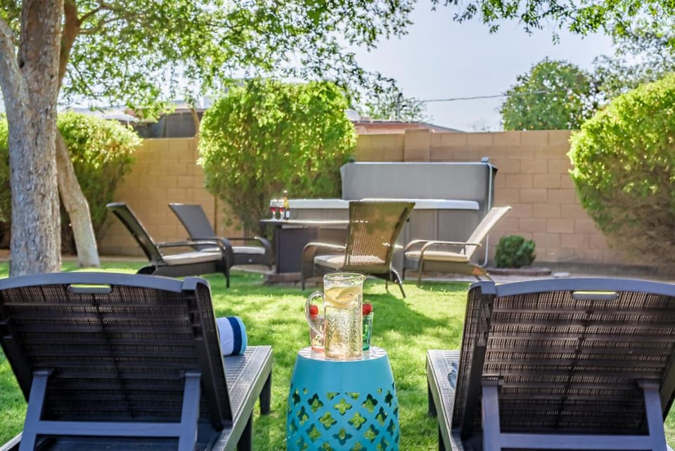 Family Retreat Hot Tub Games and Backyard Oasis House in Scottsdale
