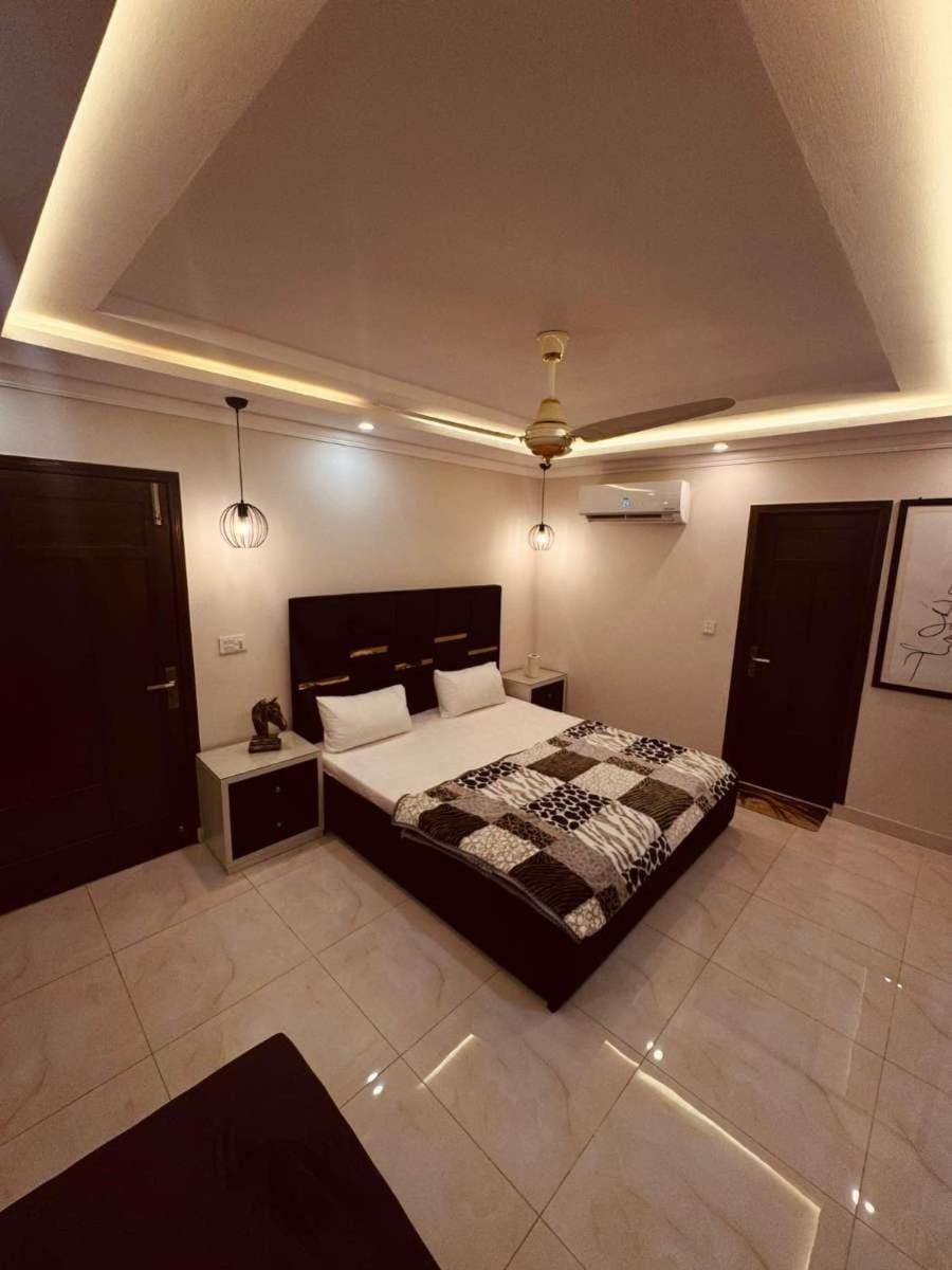 Cozy Nook Apartments Apartment in Lahore