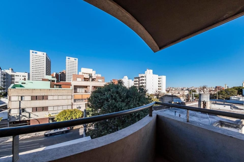 View (from property/room), Balcony/Terrace, City view