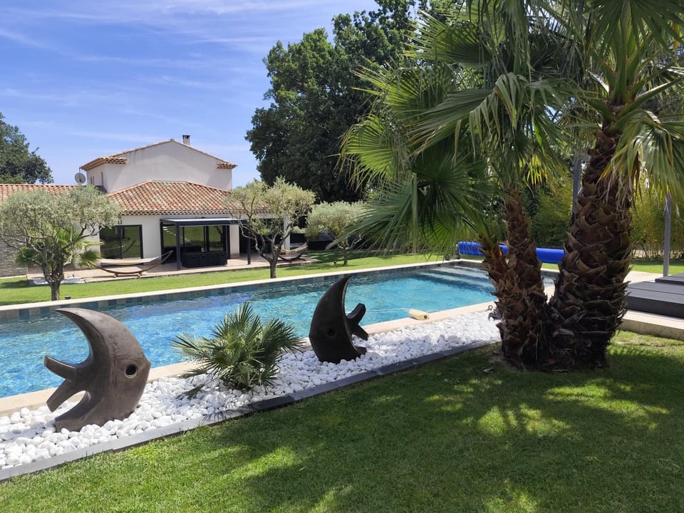 Garden, Swimming pool