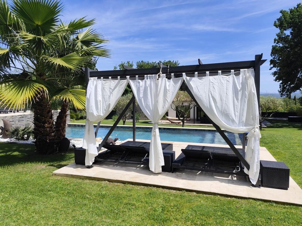 Garden, Garden, Garden view, Pool view, Swimming pool, sunbed