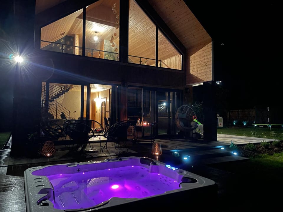 Hot Tub
