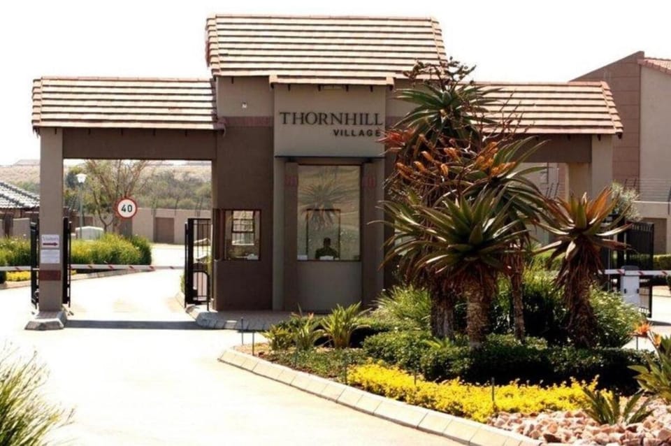 Thornhill Village estate Bendo Apartment in South Africa