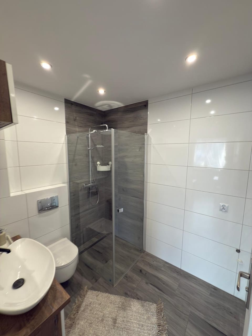 Shower, Bathroom