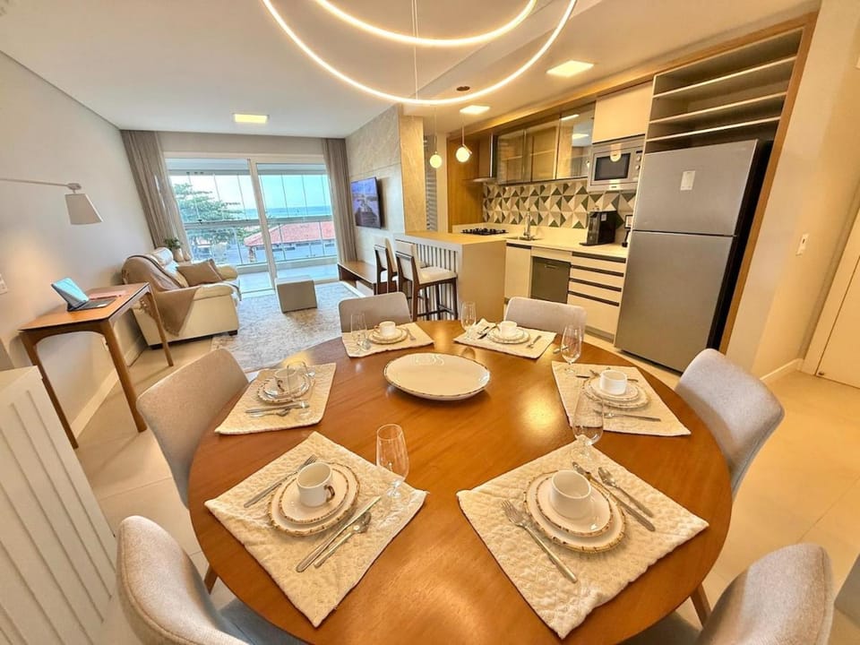 Apê Brisa · Apê Brisa do Mar| Jurerê| 3 suítes com vista Apartment in Florianopolis
