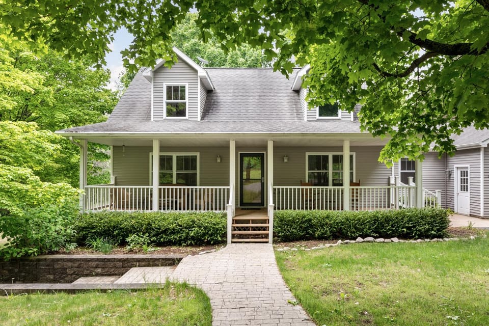 Maple City Farm Pet Friendly House in Sleeping Bear Dunes