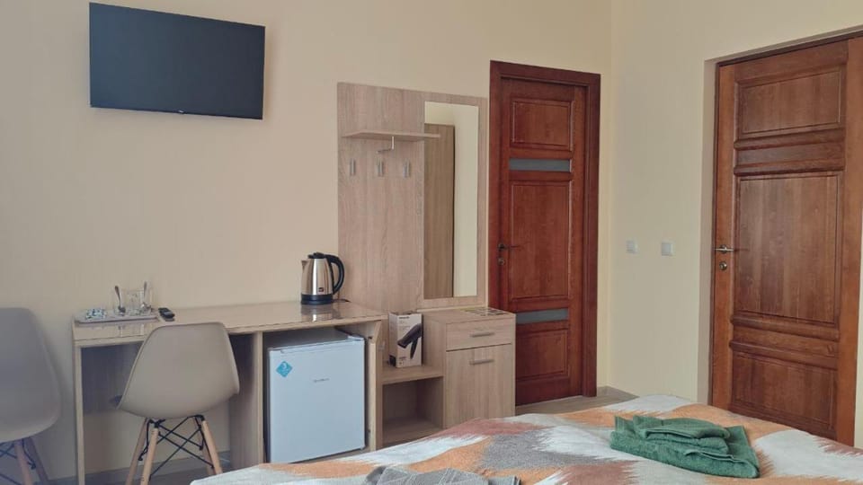 TV and multimedia, Photo of the whole room