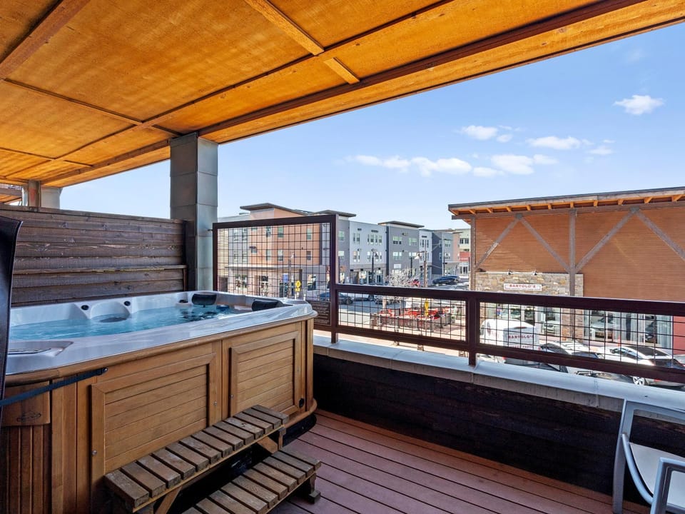 Hot Tub, Balcony/Terrace