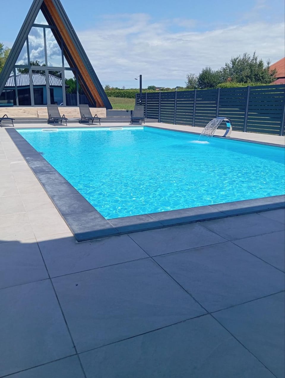 Day, Pool view, Swimming pool, sunbed