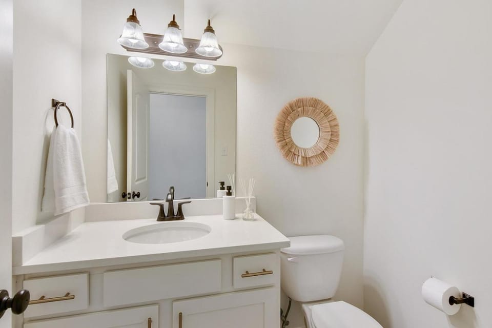 Toilet, Bathroom