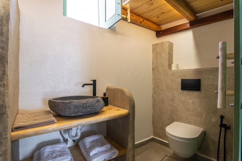Aganta Klima Syrma House in Milos