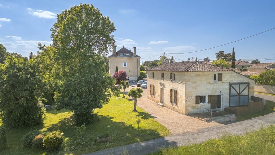 Natural landscape, Street view
