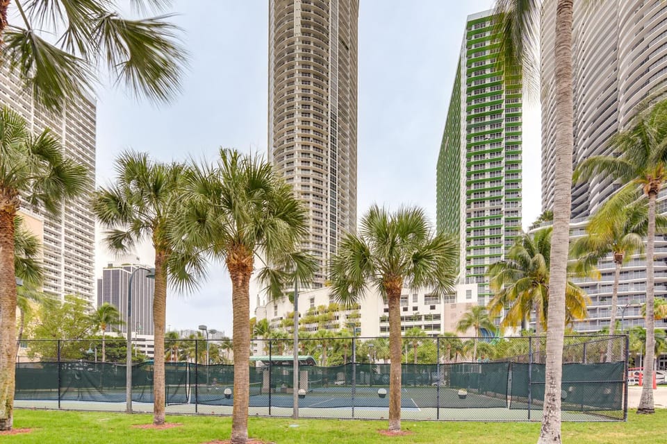 Bayside Miami High-Rise Condo By Waterfront Park! House in Miami