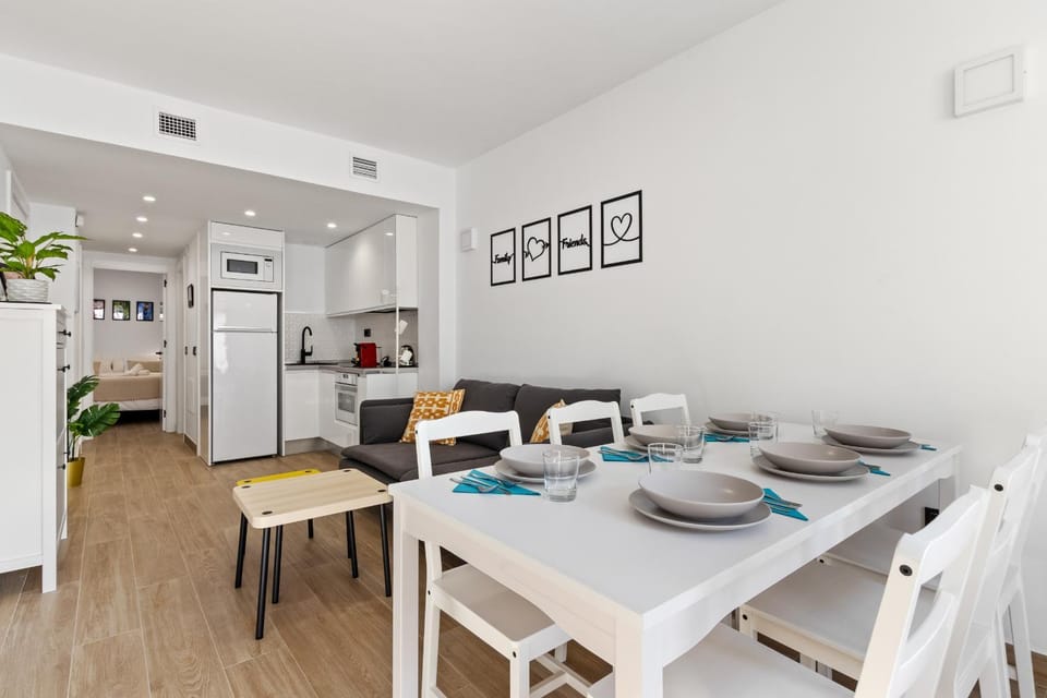 Urban Oasis Apartment in Fuengirola