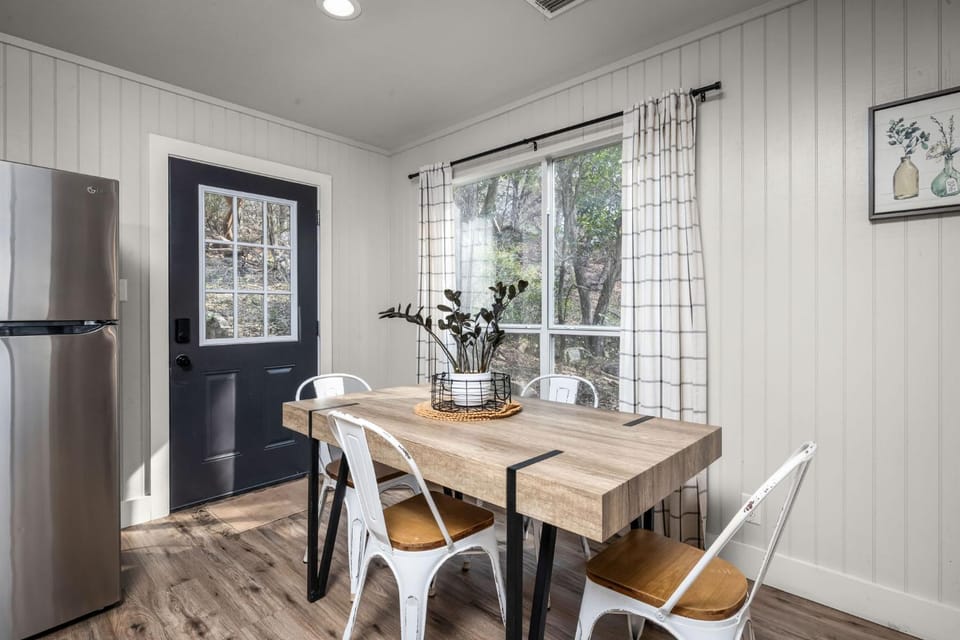 Pet Friendly Fire Pit Sleeps 30 House in Kyle