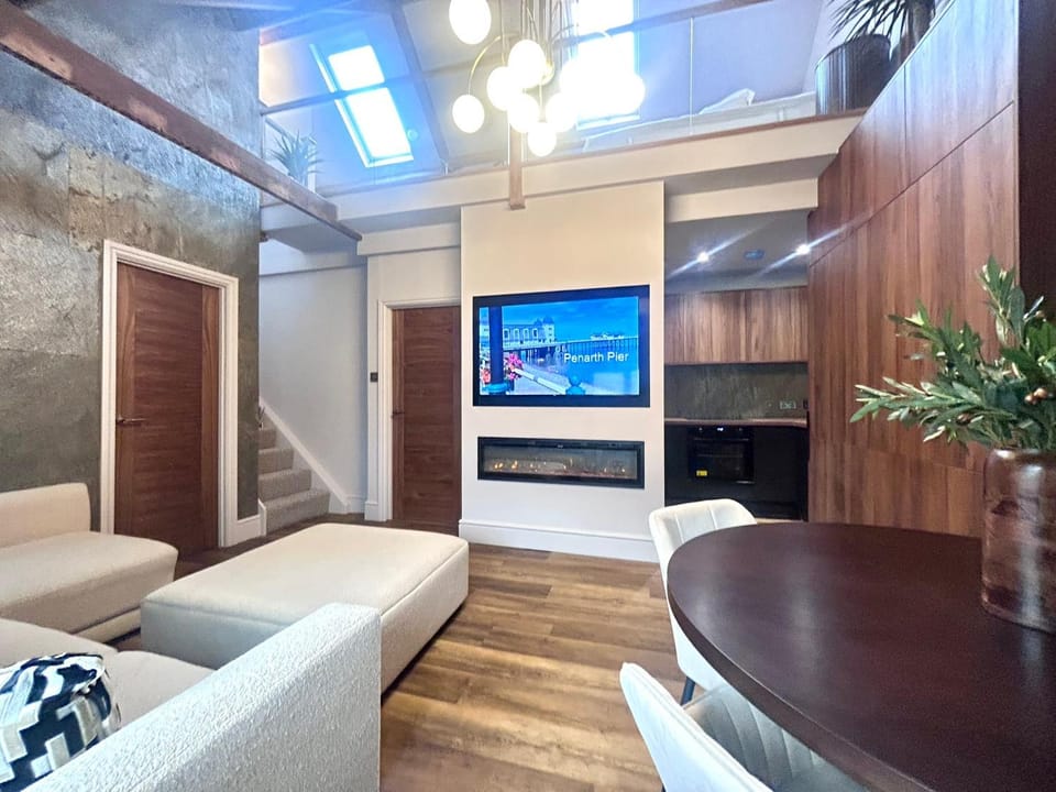 TV and multimedia, Living room, fireplace