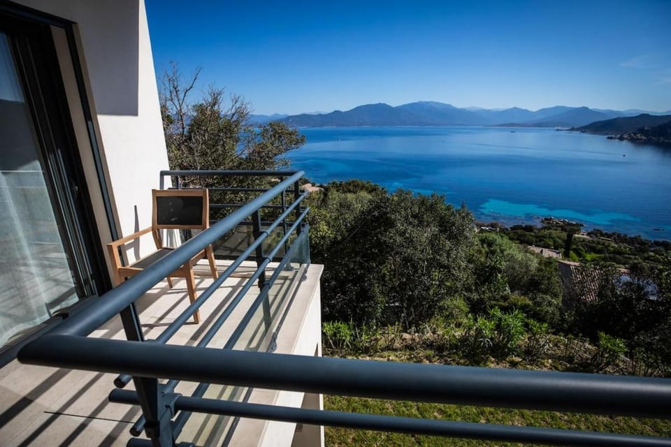 Balcony/Terrace, Mountain view, Sea view