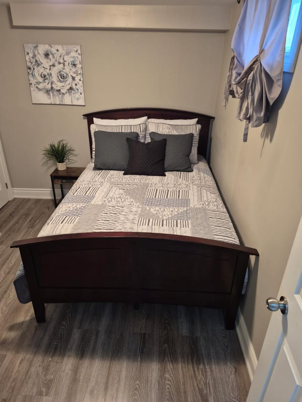 Whitby one bedroom apartment Apartment in Oshawa