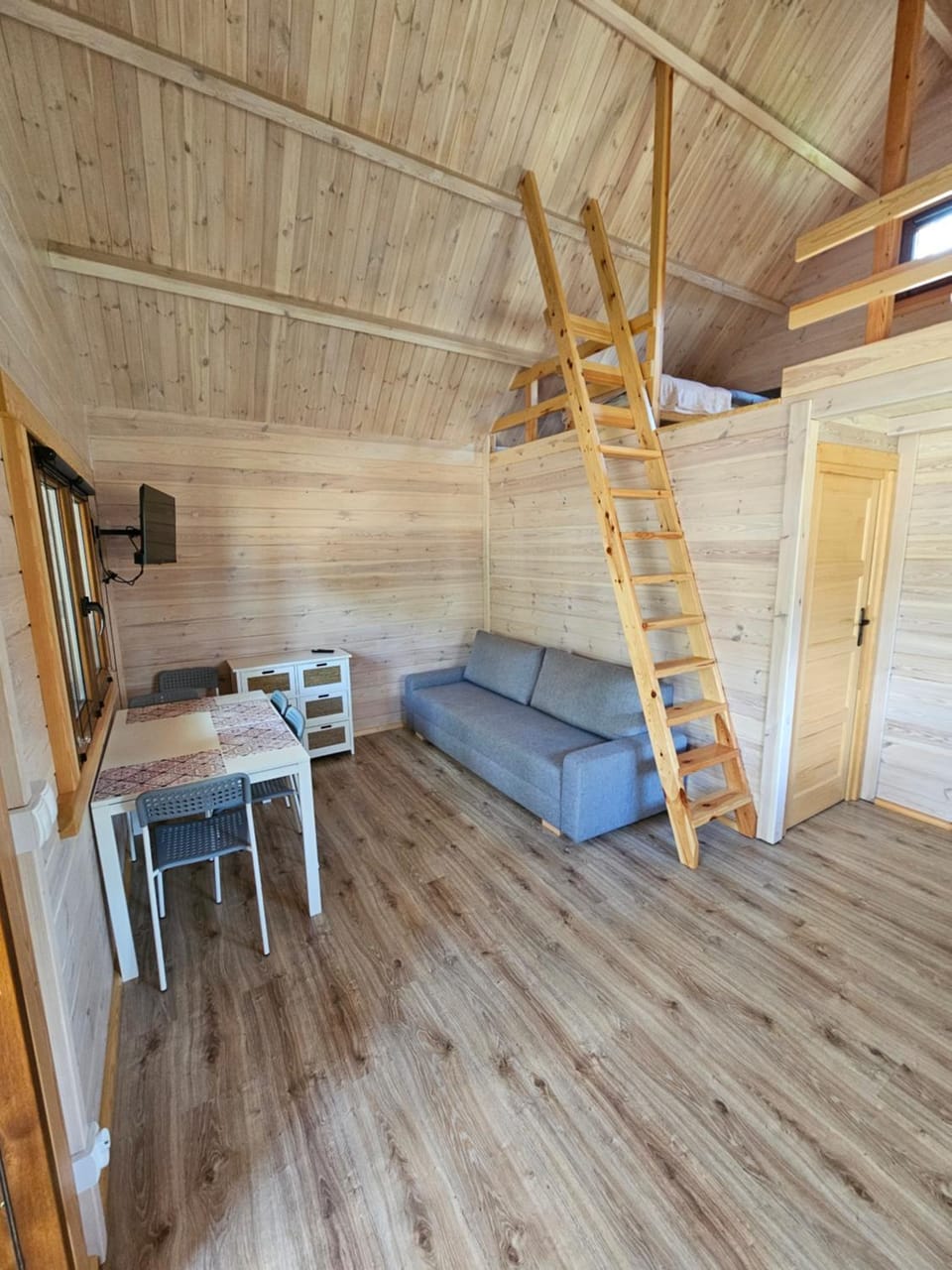 Leśna Przystań Borsk House in Pomeranian Voivodeship