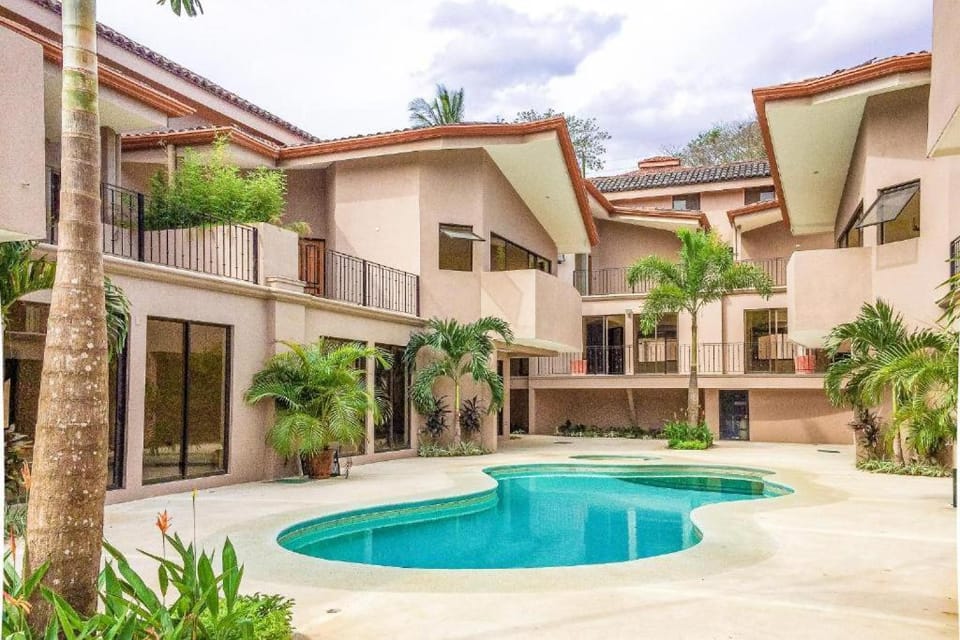 Property building, Day, Pool view, Swimming pool
