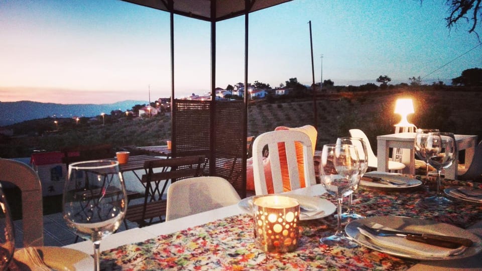 Patio, Restaurant/places to eat, Restaurant/places to eat, Lounge or bar, Mountain view