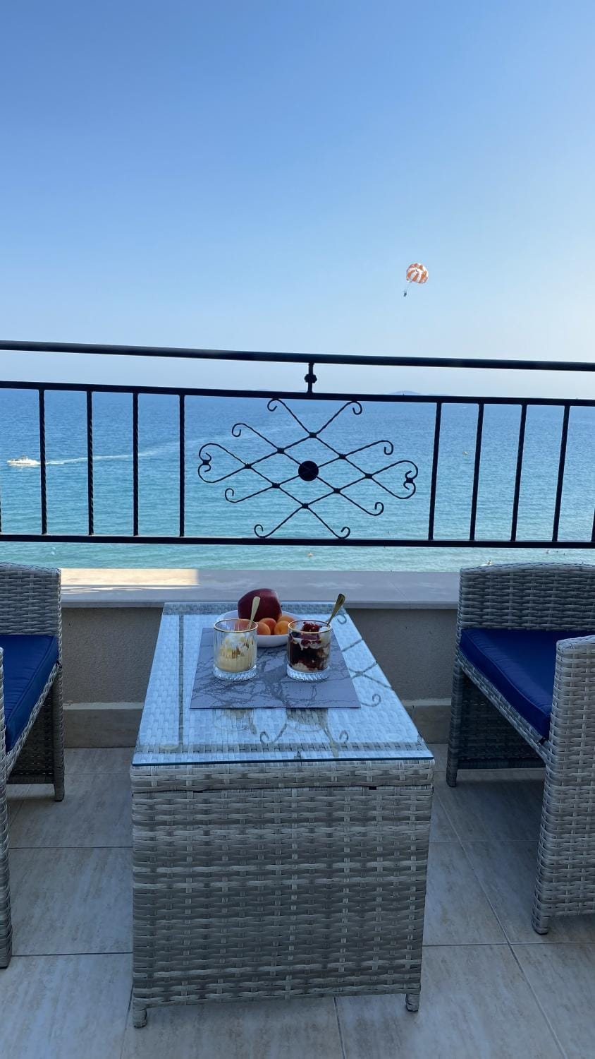 Ipanema Beach - luxury first line - sea view Apartment in Burgas Province