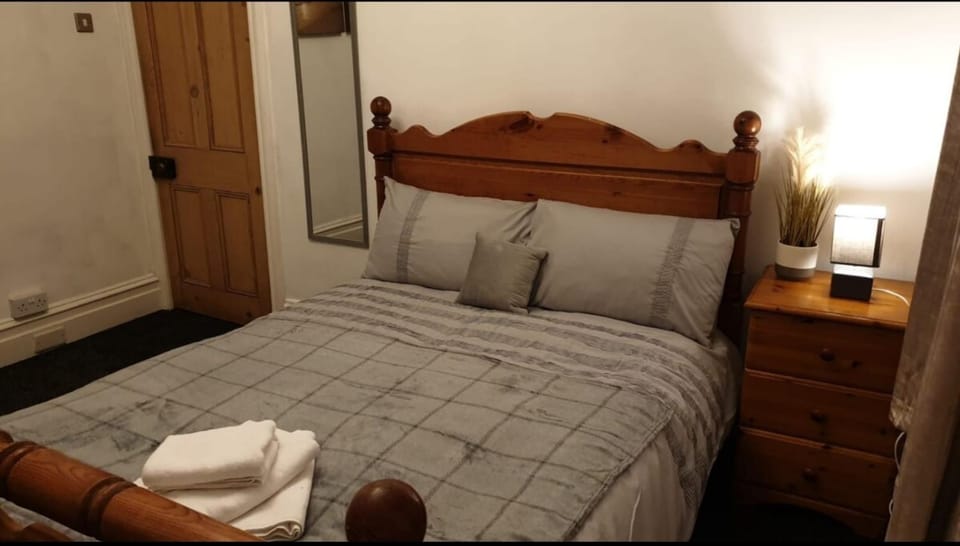 Eton House Vacation rental in Derby