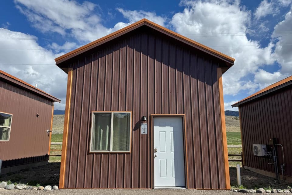 Property building, Day