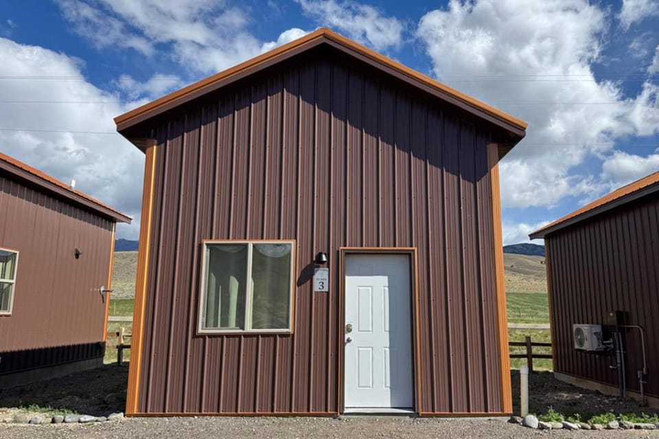 Property building, Day
