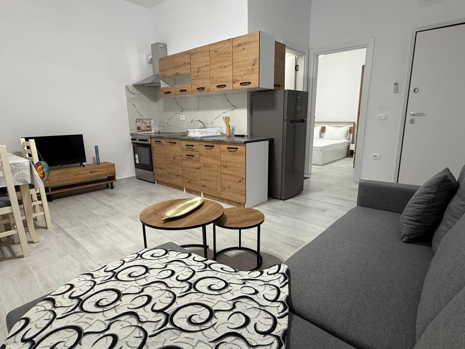 Kitchen or kitchenette, Living room
