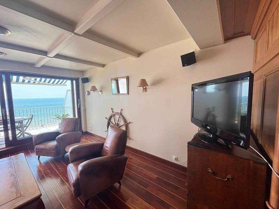 Appartement avec terrasse face plage, 4 pers Apartment in Les Sables-d'Olonne