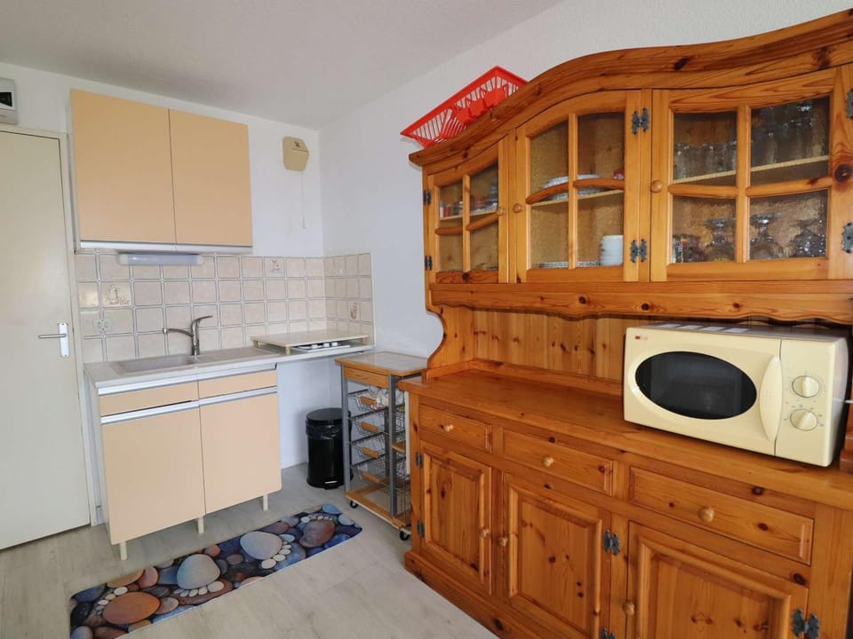 Studio cabine pour 4 pers avec parking près de la mer - FR-1-307-288 Cabin in Le Grau-du-Roi