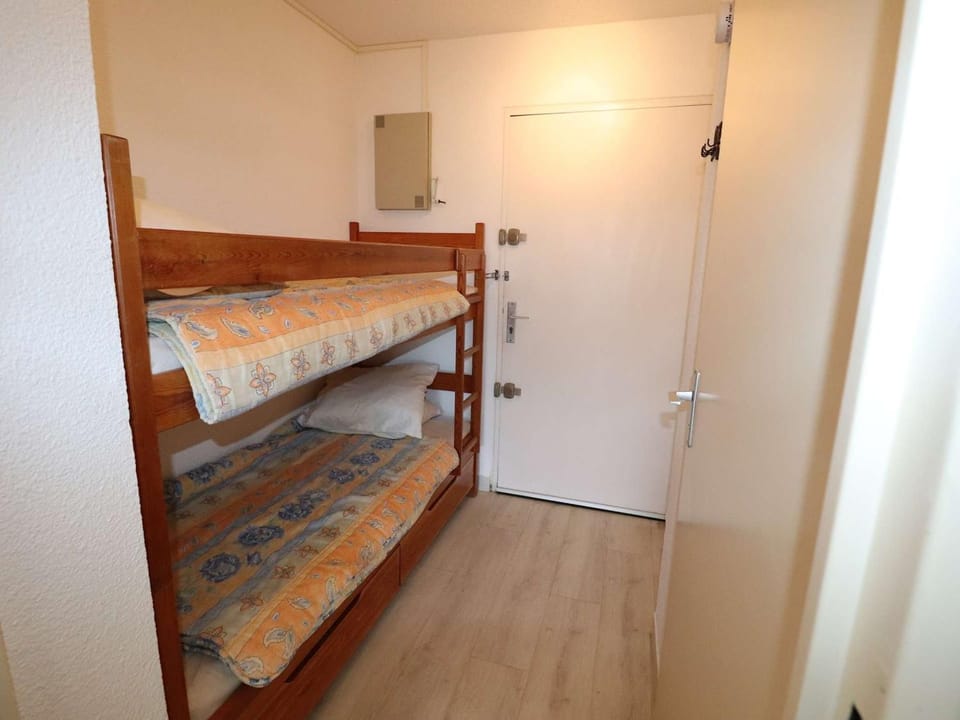 Studio cabine pour 4 pers avec parking près de la mer - FR-1-307-288 Cabin in Le Grau-du-Roi