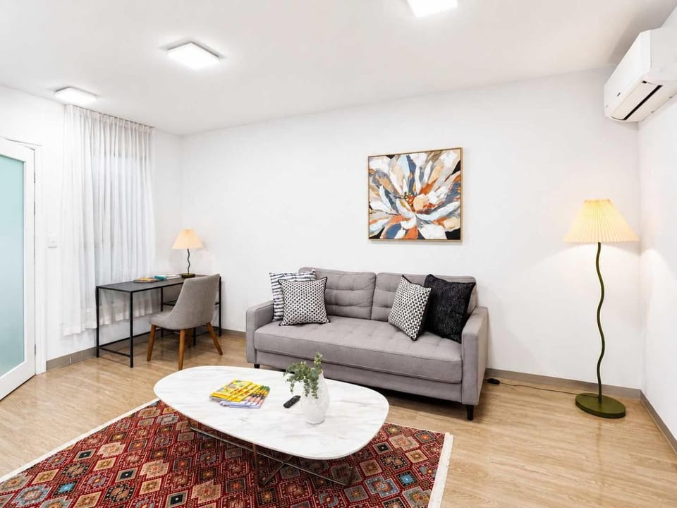 Brunswick 1BR Home City & Comfort Apartment in Melbourne