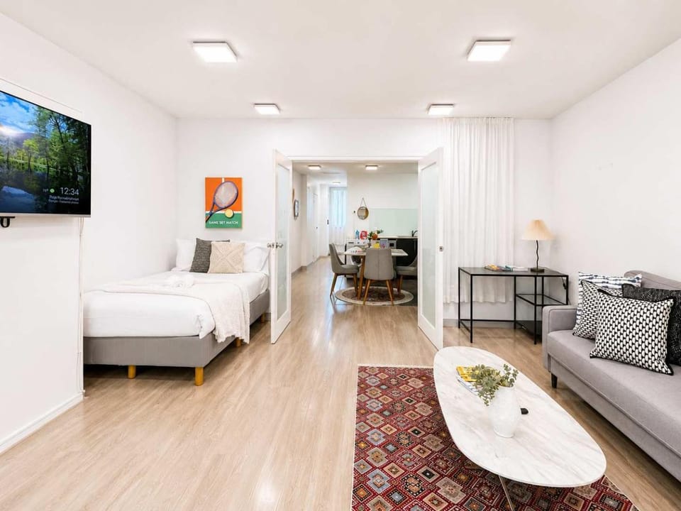 Brunswick 1BR Home City & Comfort Apartment in Melbourne