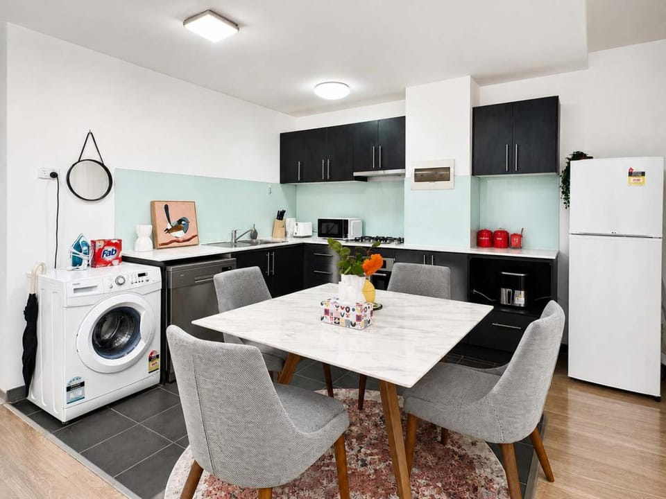 Brunswick 1BR Home City & Comfort Apartment in Melbourne