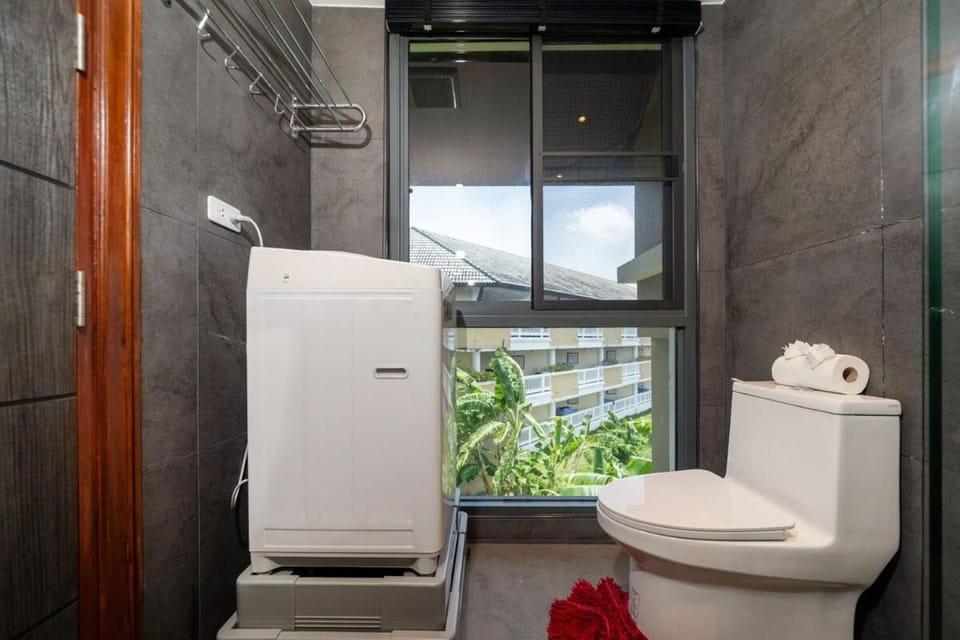 Beautiful 2BR Lakeview Apartment in Laguna Apartment in Choeng Thale
