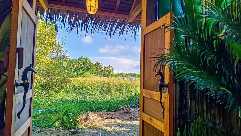 Zen Treehouse House in General Luna