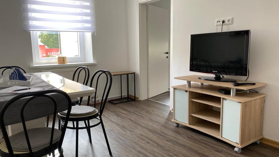 TV and multimedia, Dining area